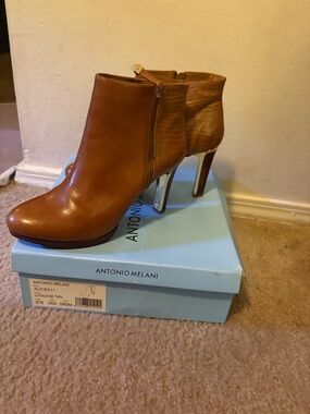 ANTONIO MELANI Luggage Tan Leather Ankle Booties with Croc-Emboss Heel